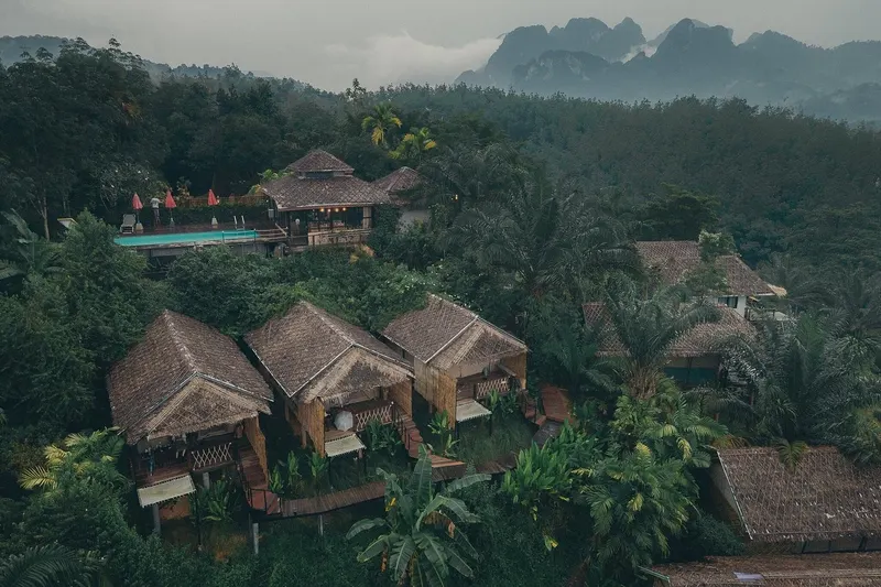 Khao Sok Camp — Tajlandia