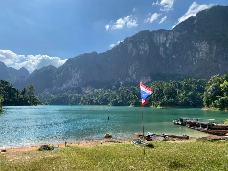Khao Sok Camp domki na wodzie — Tajlandia