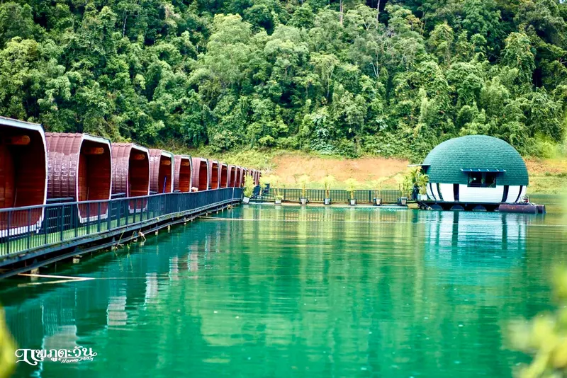 Khao Sok domki na wodzie