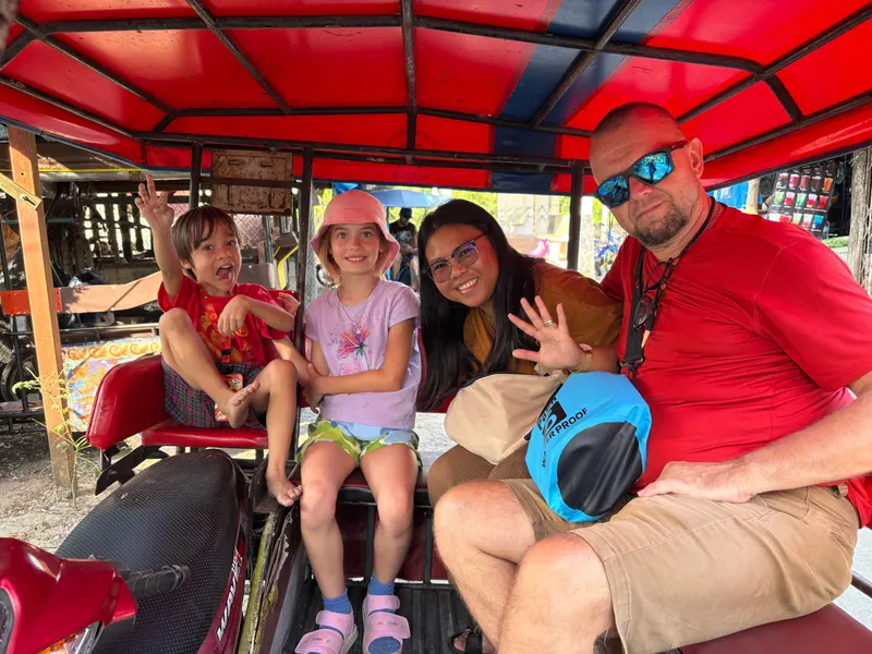 Serce Krabi Wieś Tajska na wyspie — Tajlandia