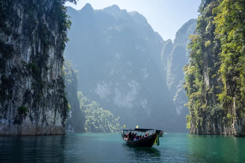 Khao Sok domki na wodzie — Tajlandia